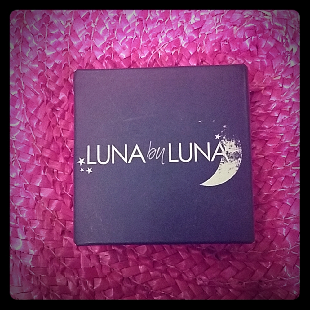 Luna by Luna Transcluscent powder